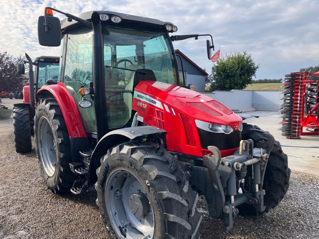 Massey Ferguson MF 5612 Dyna-4