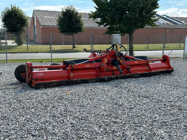 Kuhn VKM 610