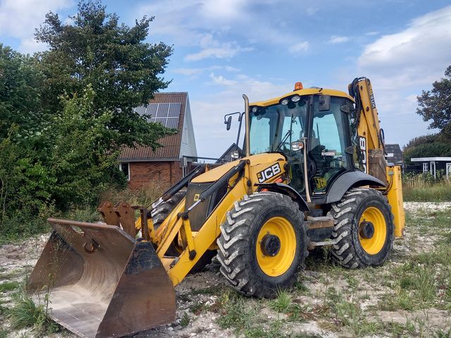JCB 4CX ECO