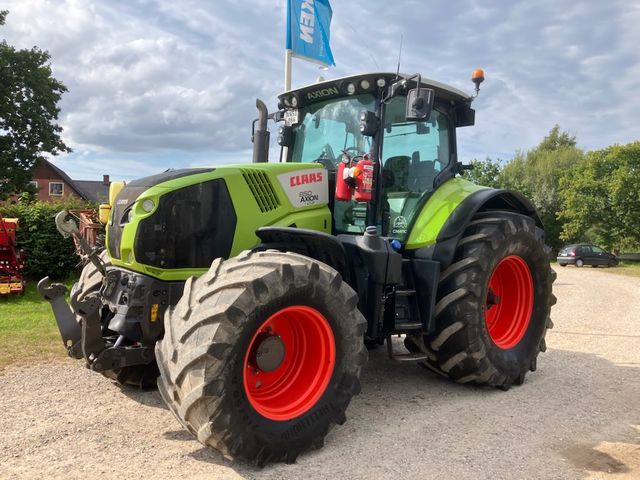 CLAAS AXION 850