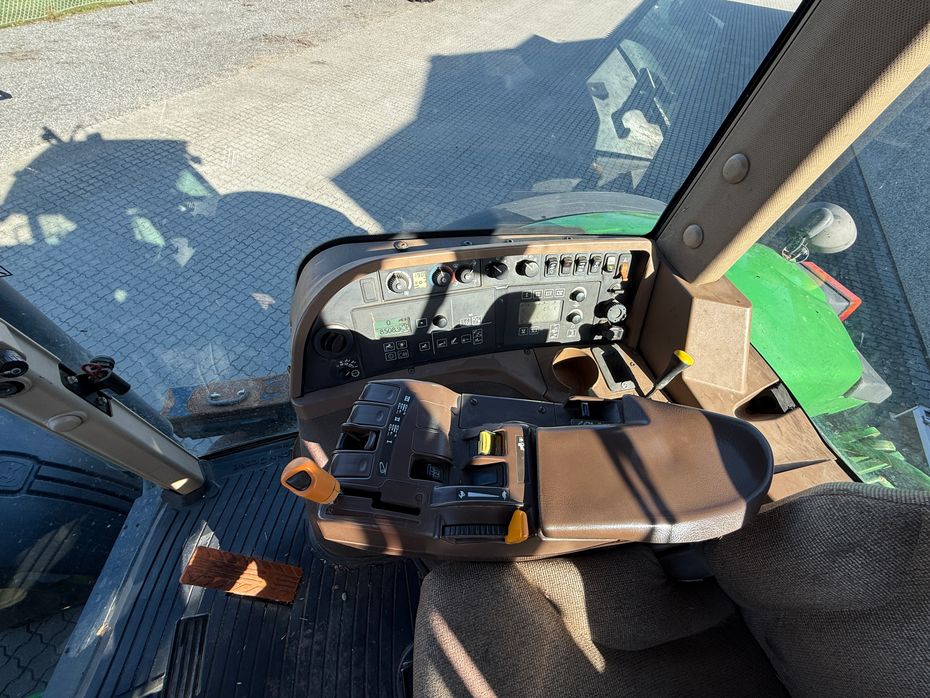 John Deere 7830 AutoPower - Traktorer - Traktorer 4 wd - 8