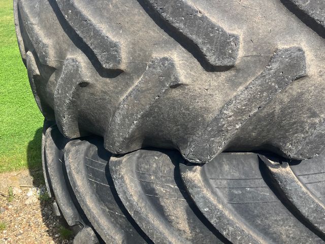 Titan 620/70R-42