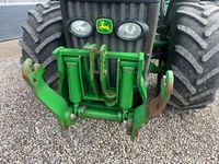 John Deere 8230 Med frontlift - Traktorer - Traktorer 4 wd - 4