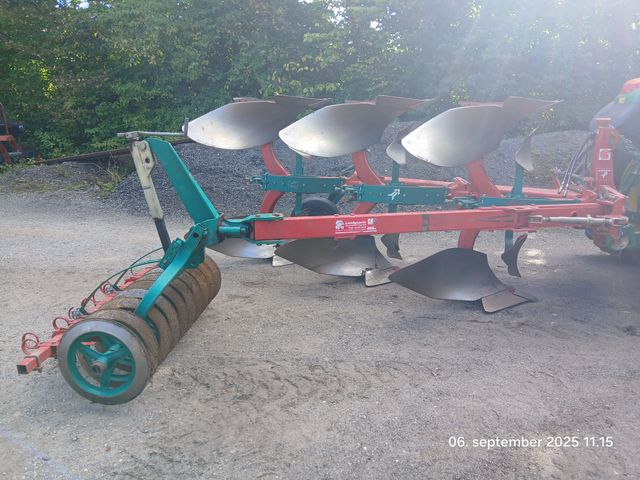 Kverneland Mod F 3x16 med pakkermat