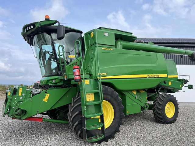 John Deere T670I