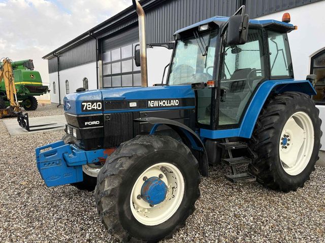 New Holland 7840 Turbo