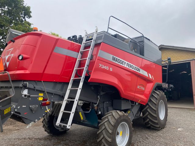 Massey Ferguson Activa 7345 S