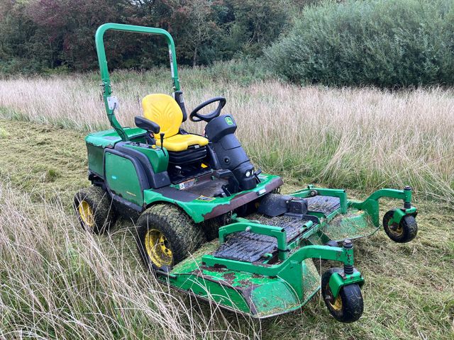 John Deere 1565