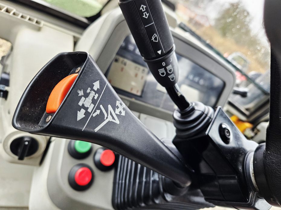 Fendt 410 / Vario / frontlift mv. / 12.000 timer - Traktorer - Traktorer 4 wd - 19