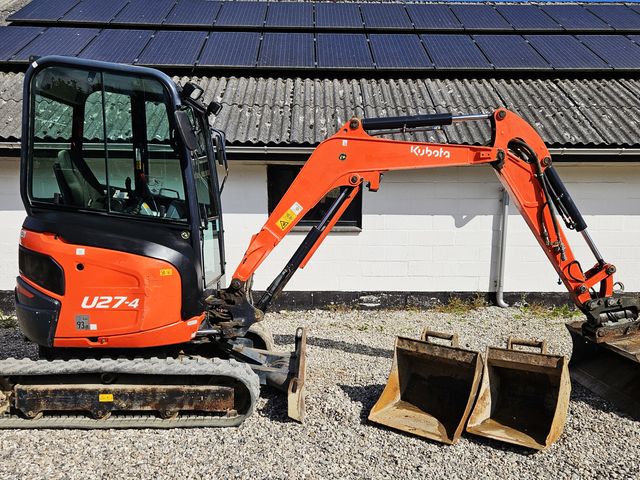 Kubota U 27-4