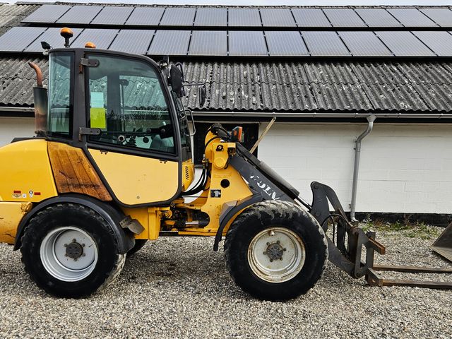 Volvo L25B