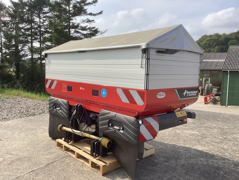 Kverneland Exacta TL 3900 GEOSPREAD - Gødningsmaskiner - Liftophængte gødningsspredere - 3