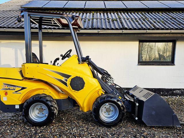 Eurotrac T11