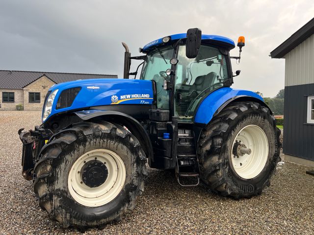New Holland T7.220 Auto Command