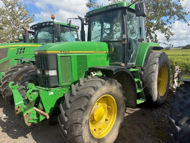 John Deere 7700 Power-quad m/frontlift