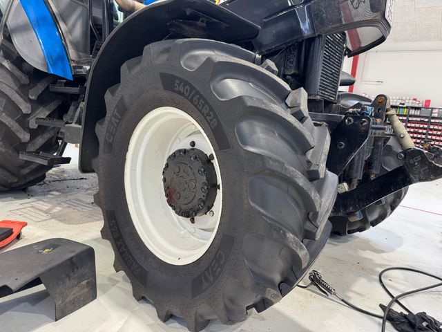 CEAT 540/65R28