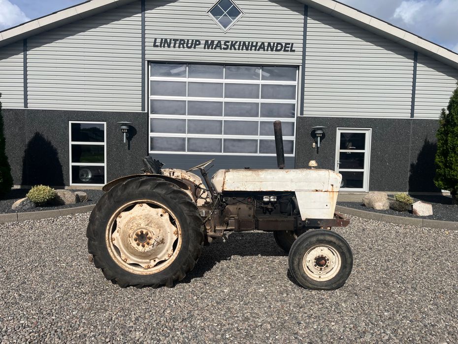 David Brown 880 Med defekt køler - Traktorer - Traktorer 2 wd - 6