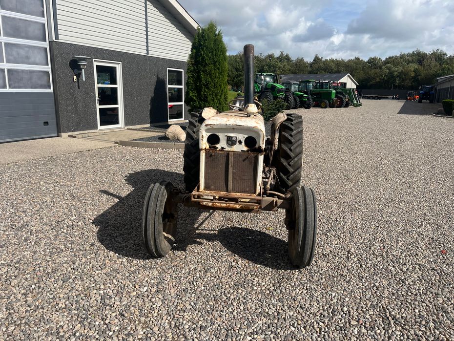 David Brown 880 Med defekt køler - Traktorer - Traktorer 2 wd - 8