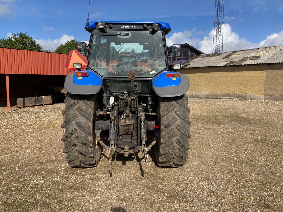New Holland TM130 - Traktorer - Traktorer 4 wd - 9