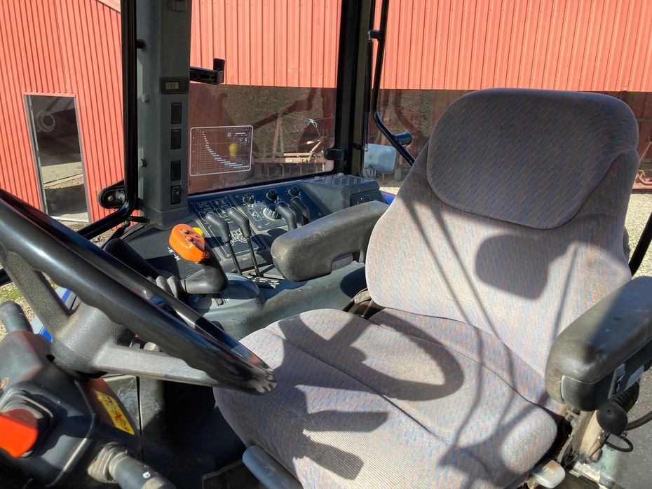 New Holland TM130 - Traktorer - Traktorer 4 wd - 8