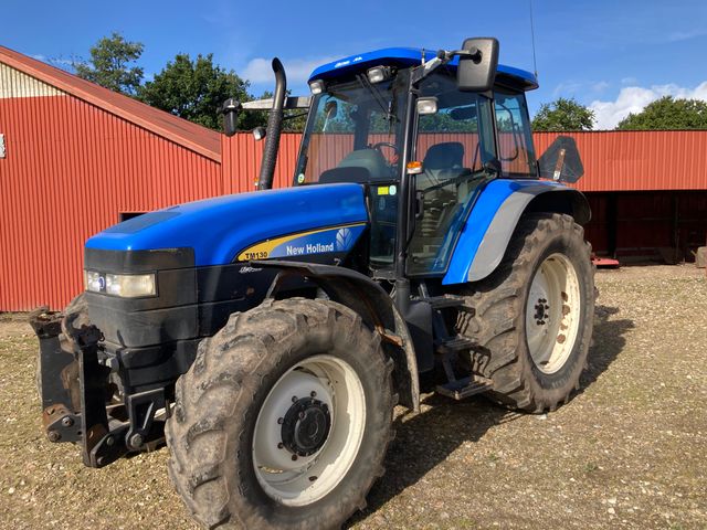 New Holland TM130