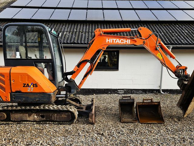Hitachi ZX27-3