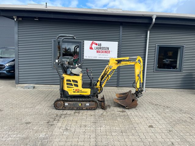 New Holland E10SR