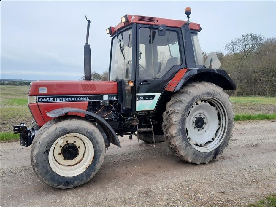 Case IH 845 XLA Plus  Air Condition og 40 kmt. gearkasse 845 XLA Plus - Traktorer - Traktorer 4 wd - 2