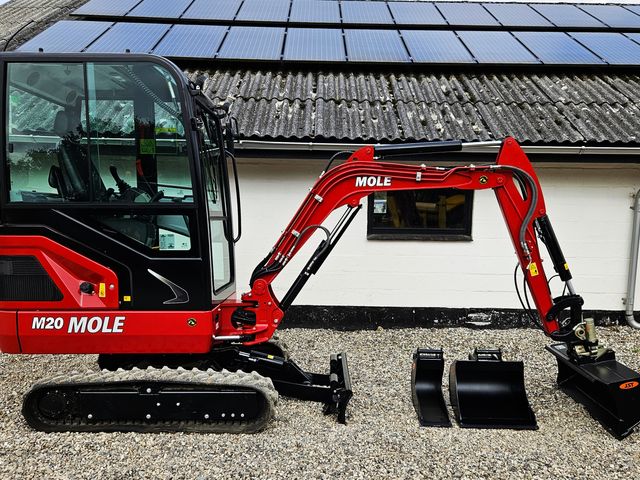 MOLE  M20