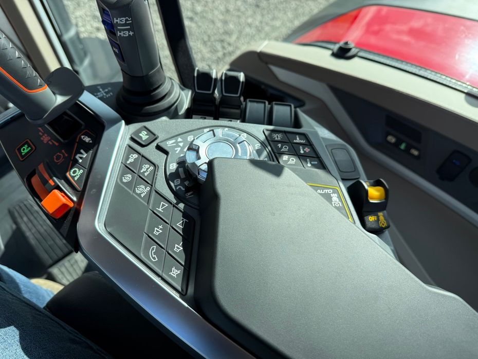 Massey Ferguson 8S.305 Dyna VT - Traktorer - Traktorer 4 wd - 20