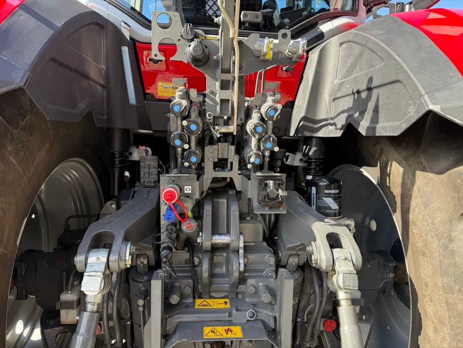 Massey Ferguson 8S.305 Dyna VT - Traktorer - Traktorer 4 wd - 7