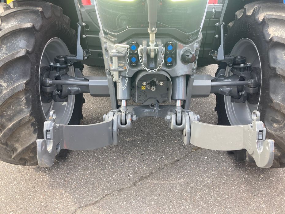 Massey Ferguson 5S.145 Exclusive  Dyna-6 Exclusive - Traktorer - Traktorer 4 wd - 3