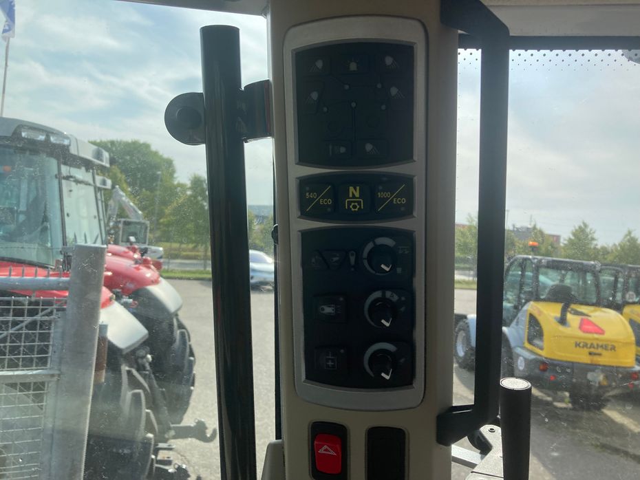 Massey Ferguson 5S.145 Exclusive  Dyna-6 Exclusive - Traktorer - Traktorer 4 wd - 18