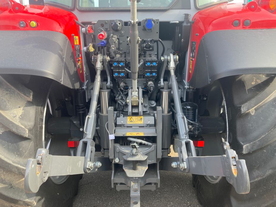 Massey Ferguson 5S.145 Exclusive  Dyna-6 Exclusive - Traktorer - Traktorer 4 wd - 7