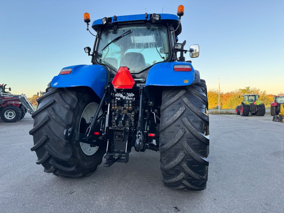 New Holland T7060 KUN 5300 TIMER OG FULD AFFJEDRING! - Traktorer - Traktorer 4 wd - 13