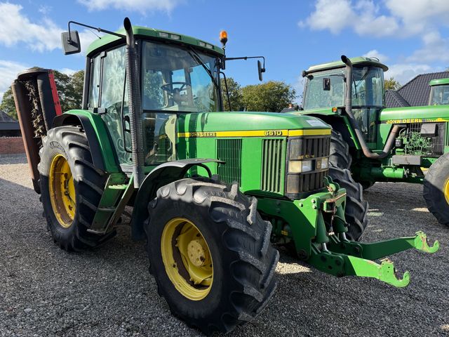 John Deere 6610