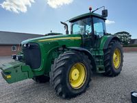John Deere 8320 Traktor - Traktorer - Traktorer 4 wd - 4