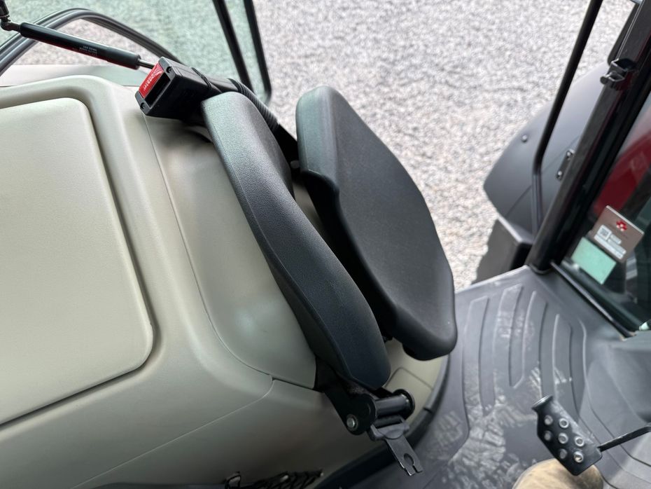 Massey Ferguson 4708 - Traktorer - Traktorer 4 wd - 22