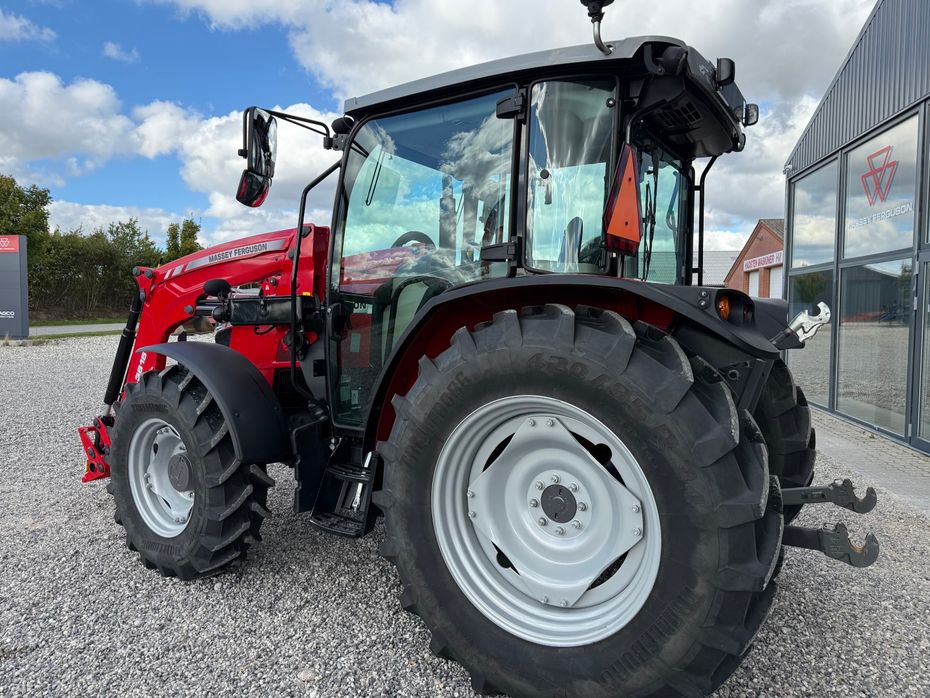 Massey Ferguson 4708 - Traktorer - Traktorer 4 wd - 3