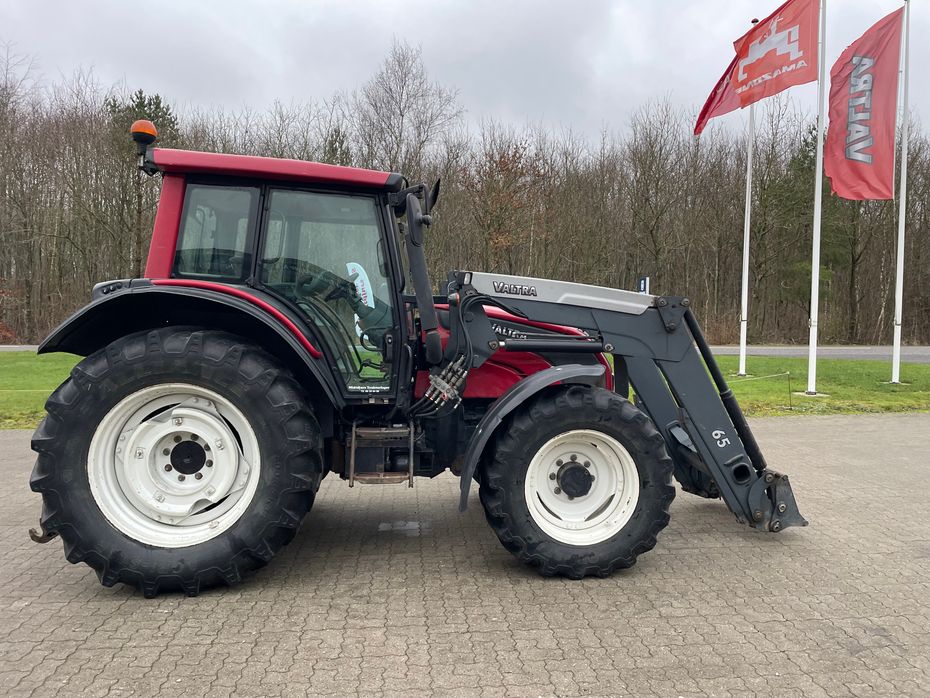 Valtra N121 Advance - Traktorer - Traktorer 4 wd - 6