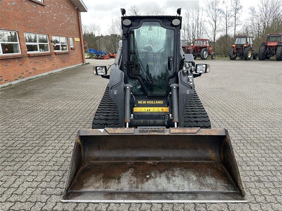 New Holland C238 - Læssemaskiner - Minilæssere - 3