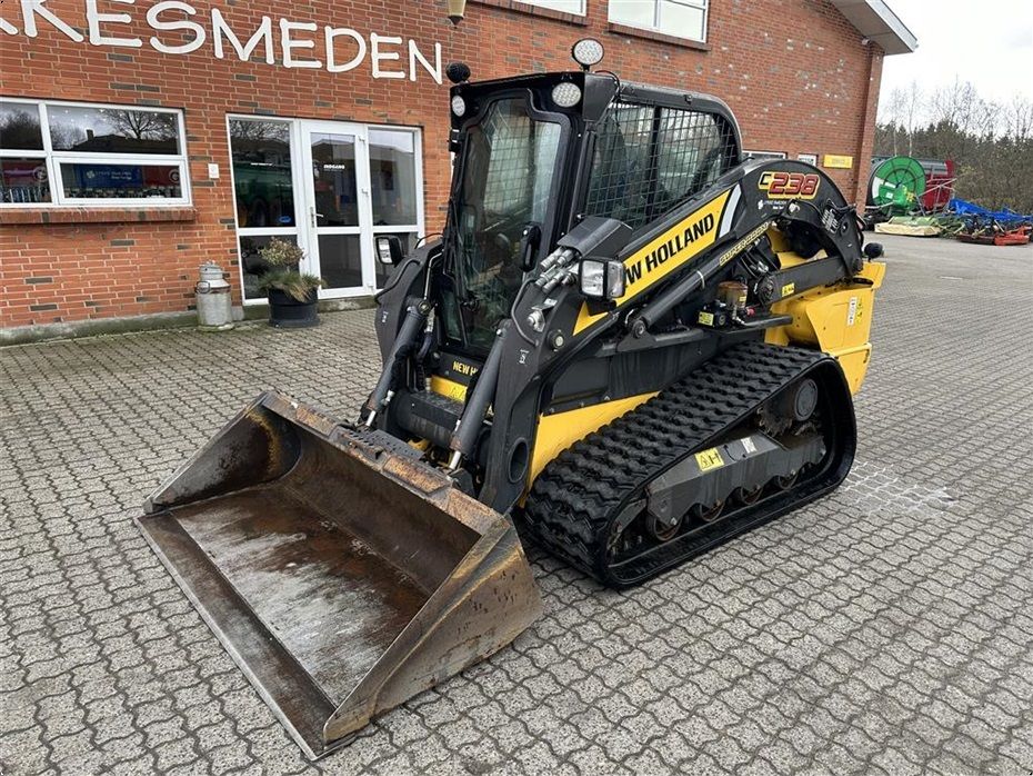 New Holland C238 - Læssemaskiner - Minilæssere - 2