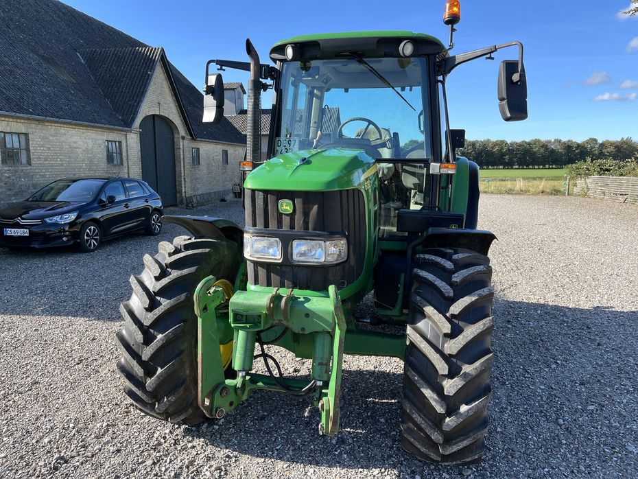 John Deere 6130  40km/t - Traktorer - Traktorer 4 wd - 4