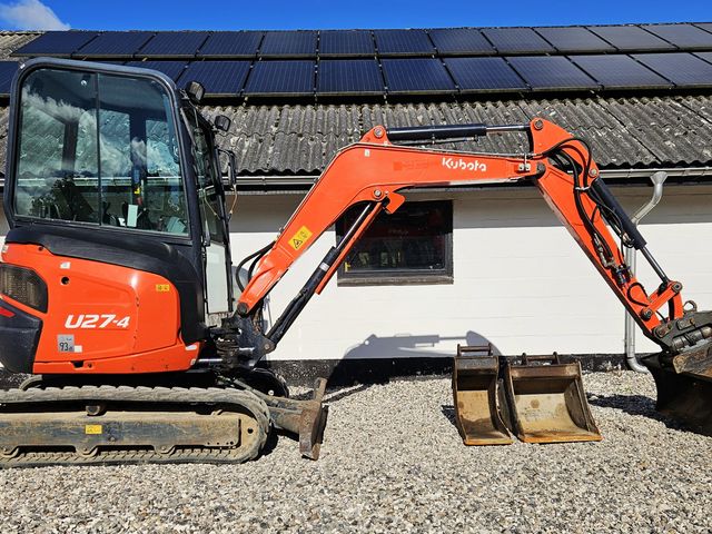 Kubota U 27-4