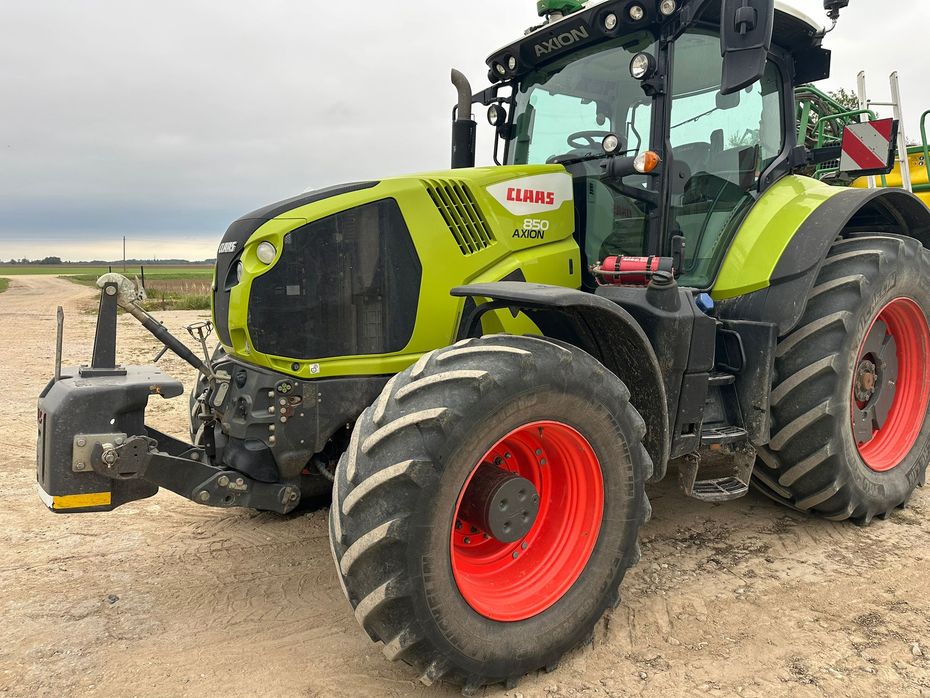 CLAAS AXION 850 Se lige prisen! Front PTO. Hjul og frontvægte. - Traktorer - Traktorer 4 wd - 3