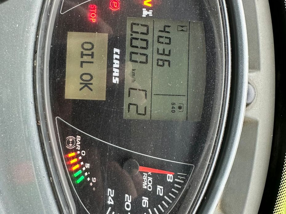 CLAAS AXION 850 Se lige prisen! Front PTO. Hjul og frontvægte. - Traktorer - Traktorer 4 wd - 10