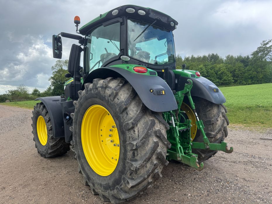 John Deere 6250R 6230r - Traktorer - Traktorer 4 wd - 5