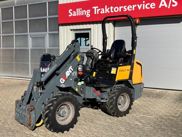 Giant V452T HD