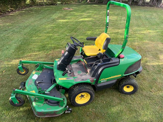 John Deere 1435
