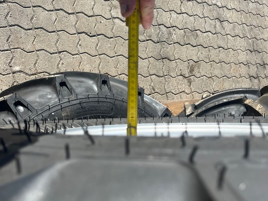 - - - Nye MRL 19.0/45-17 brede hjul til Giant - Minilæsser tilbehør - Komplette hjul - 3